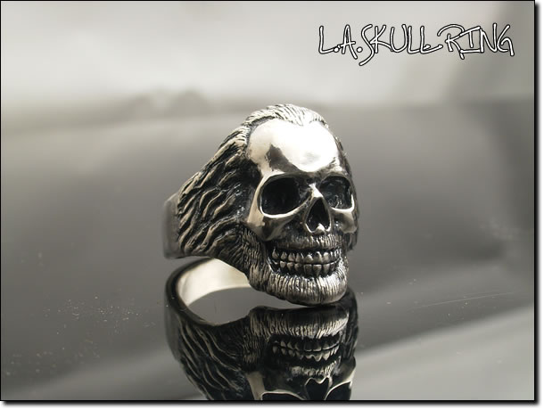 「L.A.SKULL RING(エルエースカルリング)」